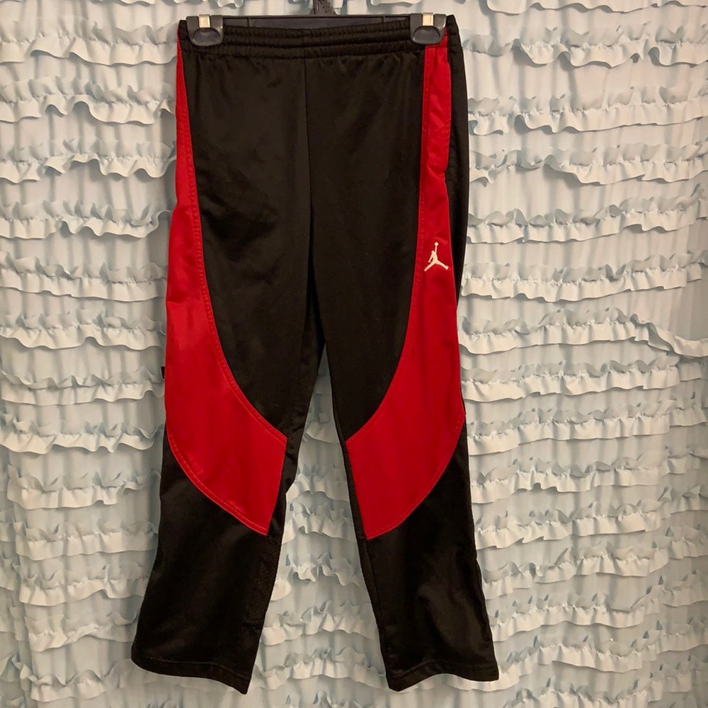 Boys Air Jordan Work out pants. Size medium.